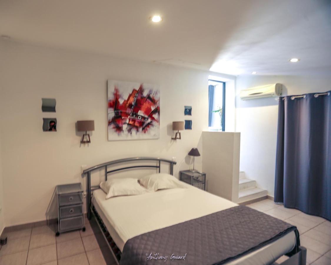 Residence Mari Folelli Екстер'єр фото