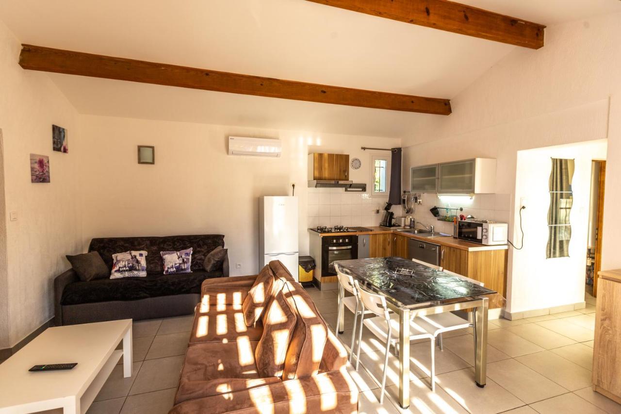 Residence Mari Folelli Екстер'єр фото
